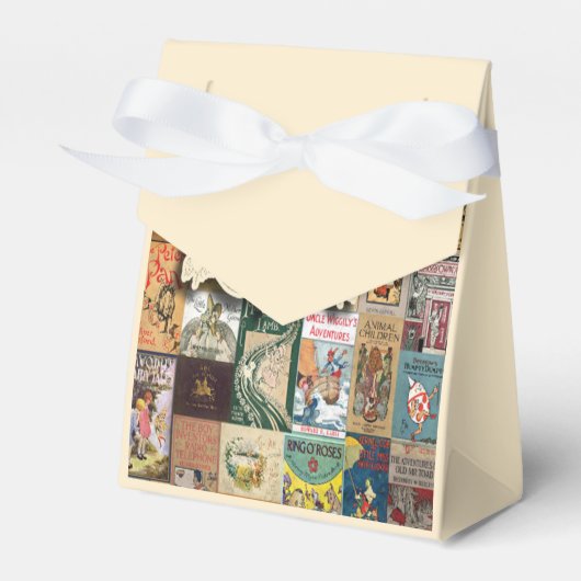 ヴィンテージ本が本の赤ちゃんシャワーを持ってくる フェイバーボックス (正面サイド)