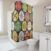 ヴィンテージ柄はピサンキー。イースターの卵のパターン。 シャワーカーテン (インサイチュ)