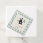 ヴィンテージ格子縞の少年服赤ちゃんシャワー フェイバータグ (インサイチュ)