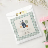 ヴィンテージ格子縞の少年服赤ちゃんシャワー フェイバーバッグ (封をした状態)