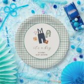 ヴィンテージ格子縞の少年服赤ちゃんシャワー ペーパープレート (パーティー)