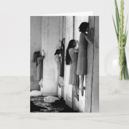 ヴィンテージ気味の悪い女性用はがき カード (正面)