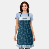 ヴィンテージ沿岸ビーチネイビーブルー エプロン (着用した状態)