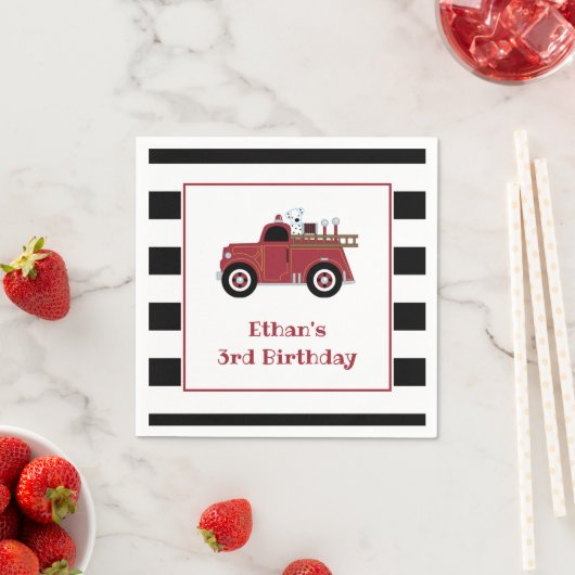 ヴィンテージ消防車誕生日ナプキンス スタンダードカクテルナプキン (インサイチュ)