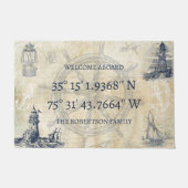 ヴィンテージ灯台の航海の座標 ドアマット (正面)