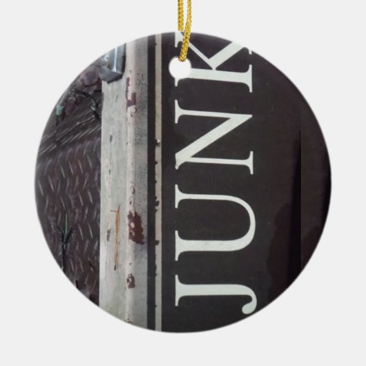 ヴィンテージ牽引トラックのジャンクサイン セラミックオーナメント (正面)