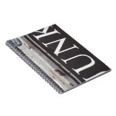 ヴィンテージ牽引トラックのジャンクサイン ノートブック (右側)