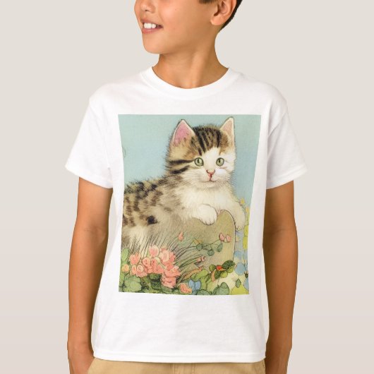 ヴィンテージ猫イラストレーションピンク色の花 Tシャツ (正面)