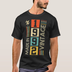 ヴィンテージ生まれレジェンド1992年28誕生日Re Tシャツ