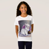 ヴィンテージ白い子猫とピンクと紫の花 Tシャツ (正面フル)