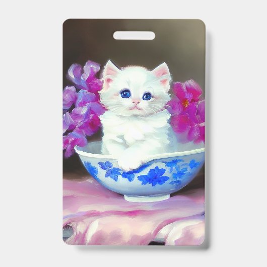 ヴィンテージ白い子猫とピンクの花 バッジ (正面)