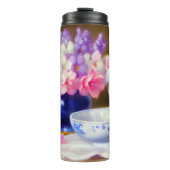 ヴィンテージ白い子猫と紫リボン タンブラー (正面)