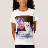 ヴィンテージ白い子猫と紫リボン Tシャツ (正面)