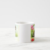 ヴィンテージ白と茶色の子猫と花 エスプレッソカップ (正面)