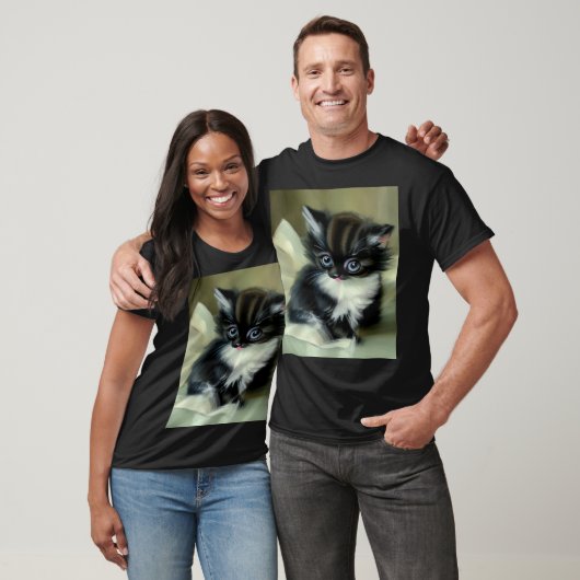 ヴィンテージ白と黒の子猫の舌が突き出ている Tシャツ (ユニセックス)