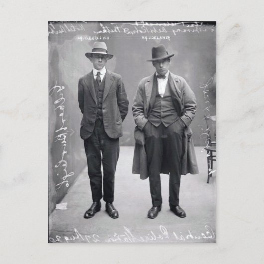 ヴィンテージ白黒の刑事男性マグ・ショット ポストカード (正面)