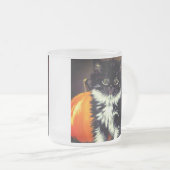 ヴィンテージ白黒ハロウィーン猫 フロストグラスマグカップ (正面右)