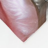 ヴィンテージ真珠とピンクのバラのパターン フリースブランケット (角)