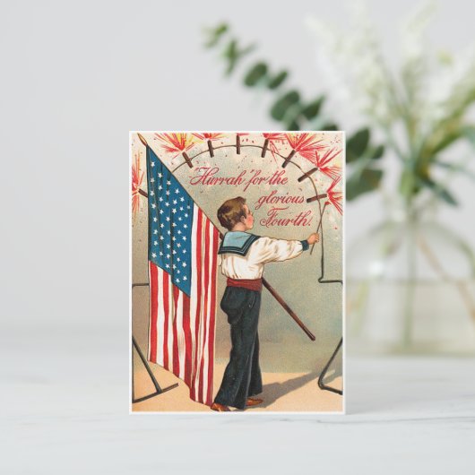 ヴィンテージ第4期米国旗を掲げる少年 ポストカード (スタンド正面)