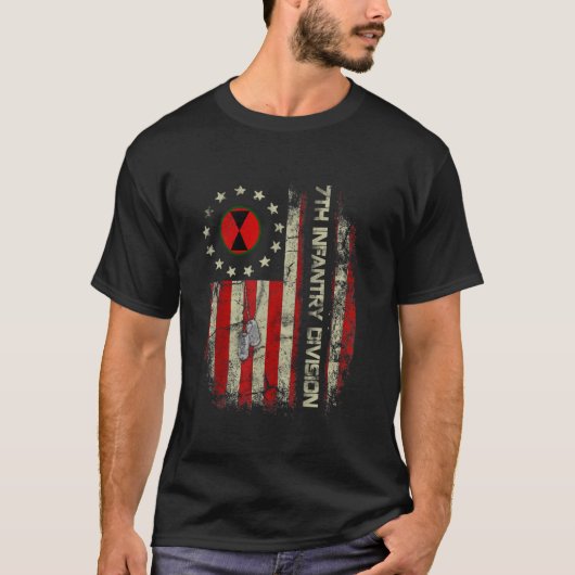 ヴィンテージ第7歩兵師団軍隊退役軍人 Tシャツ (正面)