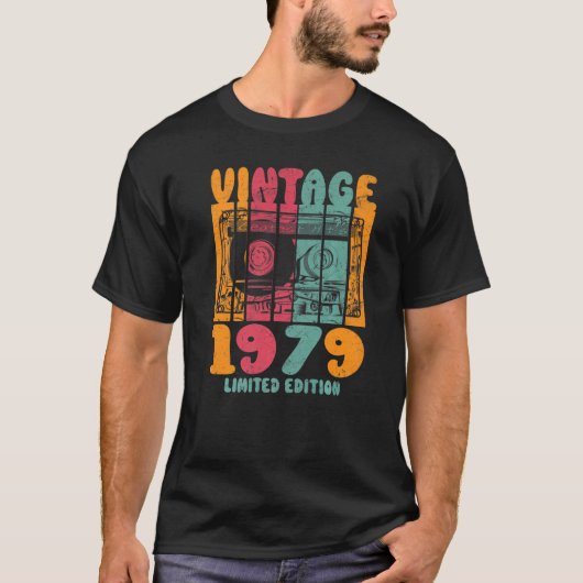 ヴィンテージ素晴らしヒット1979年レトロ誕生日 Tシャツ (正面)