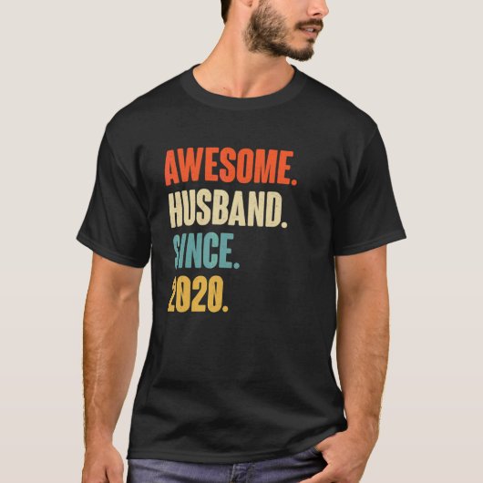 ヴィンテージ素晴らし夫2020年2年結婚以降 Tシャツ (正面)