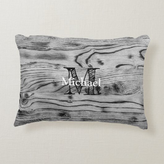 ヴィンテージ素朴な灰色の黒焦げ木材モノグラム アクセントクッション (裏面)