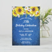 ヴィンテージ素朴は青いデニムひまわりのデイジー 招待状 (スタンド正面)