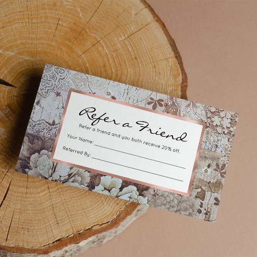 ヴィンテージ素朴アイボリーブラウンレースフローラタイポグラフィ 紹介カード