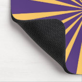 ヴィンテージ紫と黄ストライプの色 マウスパッド (コーナー)