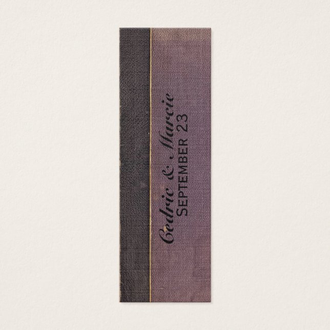 ヴィンテージ紫色の本の座席表とブックマーク (正面)