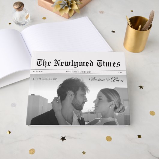 ヴィンテージ結婚式新聞写真＆モノグラムエレガント ゲストブック (正面見開き)