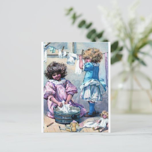 ヴィンテージ絵を描の女の子が洗濯の日 ポストカード (スタンド正面)