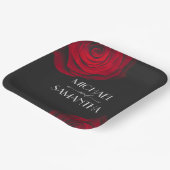 ヴィンテージ緋色バラ花弁結婚花 ペーパープレート (傾斜あり)