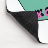 ヴィンテージ緑がかった六角ピンクの円文字 マウスパッド (コーナー)