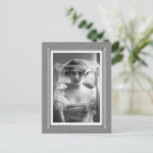 ヴィンテージ美しい-ブライダルベール – 白黒 ポストカード (スタンド正面)