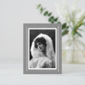 ヴィンテージ美しい – 優しい美しい – 白黒 ポストカード (スタンド正面)