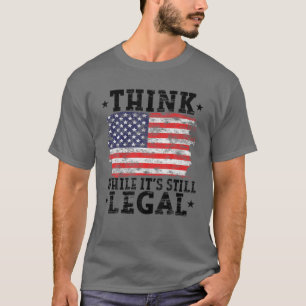 ヴィンテージ考え中のアメリカ国旗 Tシャツ
