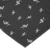 ヴィンテージ自然風白黒フローラ テーブルクロス (アングル)