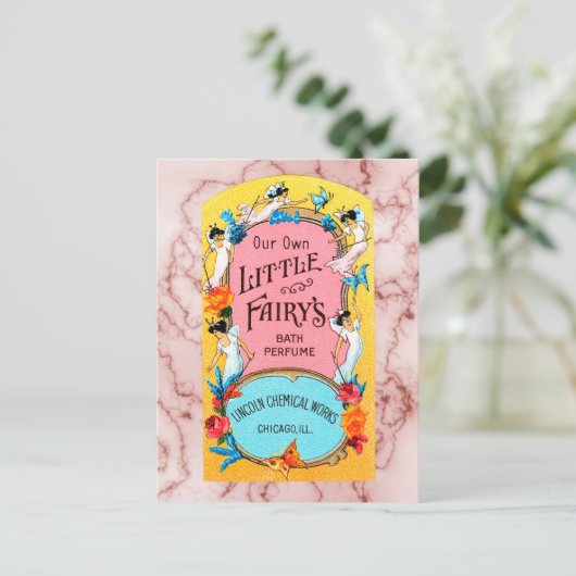 ヴィンテージ自身の小さな妖精のバスの香水 ポストカード (スタンド正面)