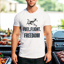 ヴィンテージ航空機 P-51 燃料 飛行 自由 パイロット Tシャツ