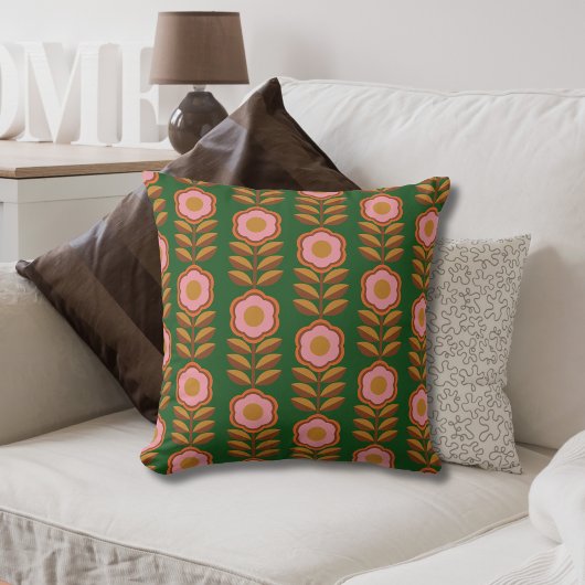 ヴィンテージ花模様、緑のレトロパターンのピンク クッション