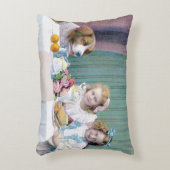 ヴィンテージ茶パーティー アクセントクッション (正面(垂直))