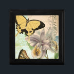 ヴィンテージ葉書 ギフトボックス<br><div class="desc">ラベンダーの花とカラフル蝶を使用したヴィンテージポストカードのプリントは、Vision Studioによって作成された。どの素晴らし壁にも素晴らしい作品。今日注文しろ！</div>