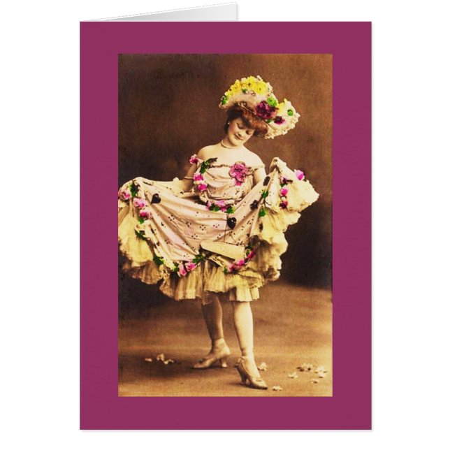 ヴィンテージ衣装を着たダンサー (正面)