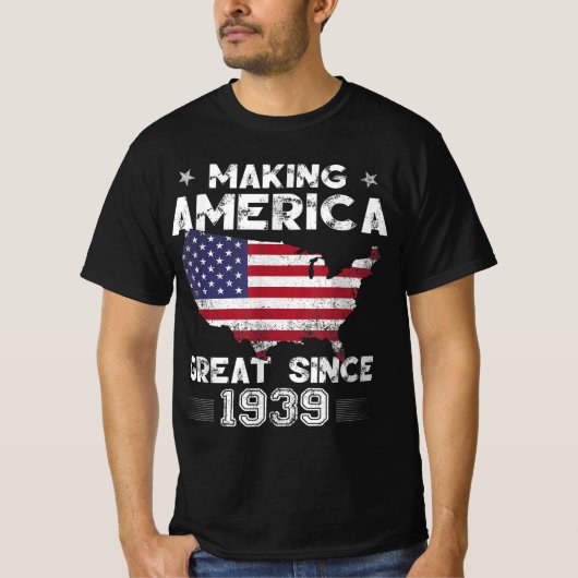 ヴィンテージ誕生日ギフトNaking America Since 1 Tシャツ (正面)