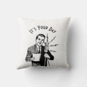 ヴィンテージ誕生日無線アナウンサー クッション (裏面)