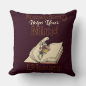 ヴィンテージ読の本の野花 クッション (正面)