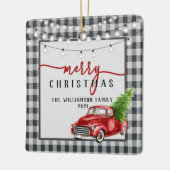 ヴィンテージ赤トラックと木メリーのファミリ名 セラミックオーナメント (左)