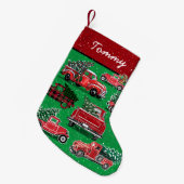 ヴィンテージ赤トラックパターンの緑の追加の名前 スモールクリスマスストッキング (正面 (吊り時))